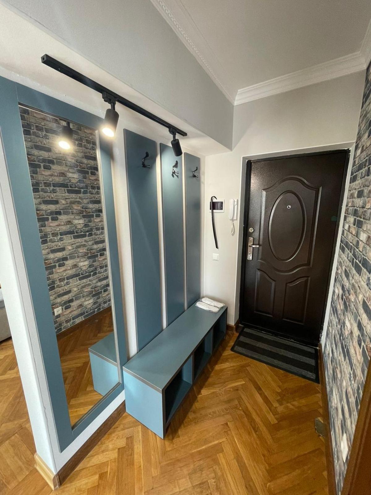 Апартаменты На Арбате Almaty Exterior photo